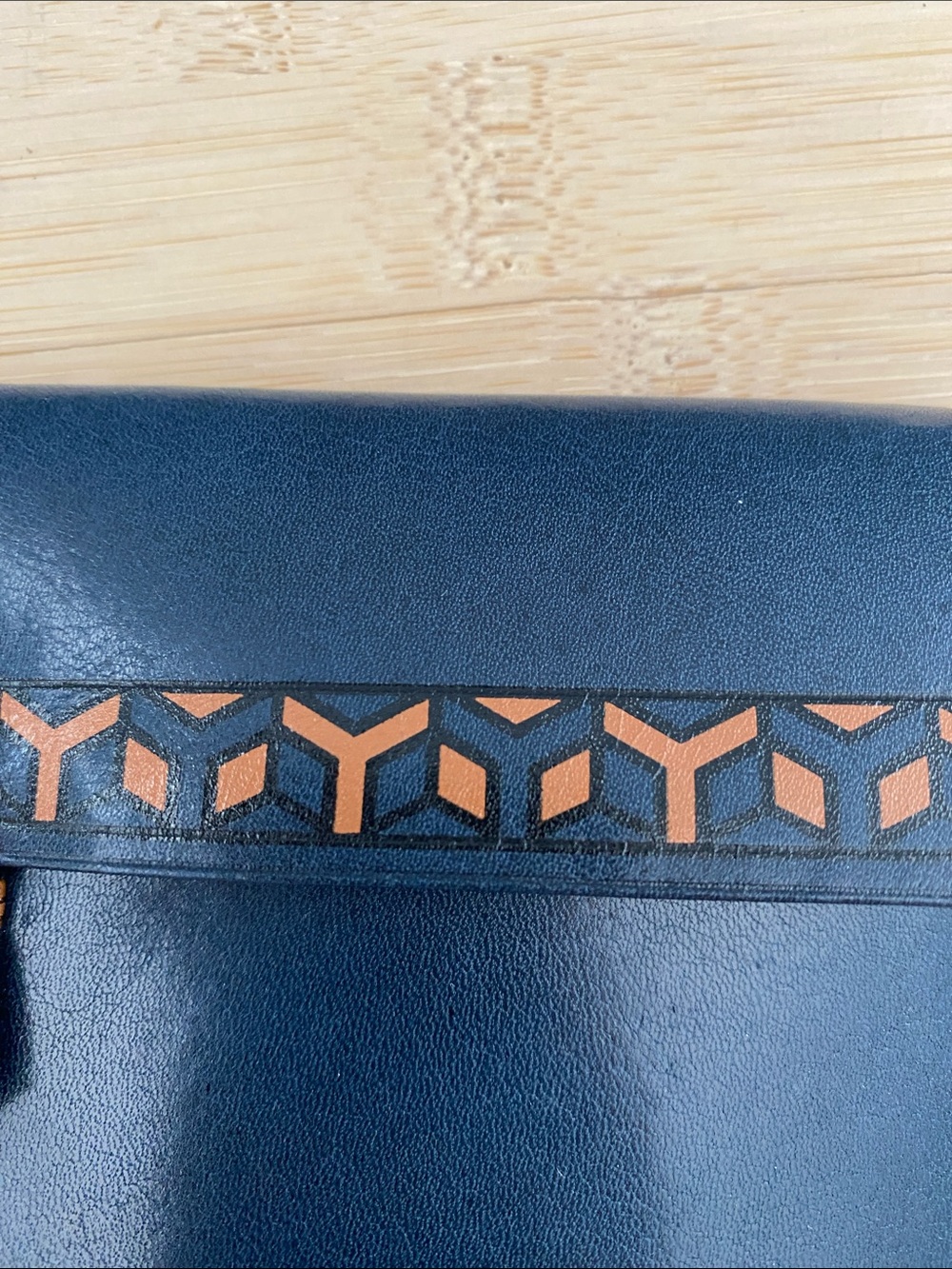 Yves Saint Laurent Navy Blue and Brown Leather Clutch Wallet w/Box - Picture 5 of 10